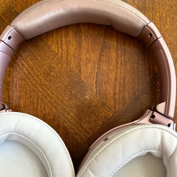 MPOW Noise cancelling Headphones - Bluetooth, wireless